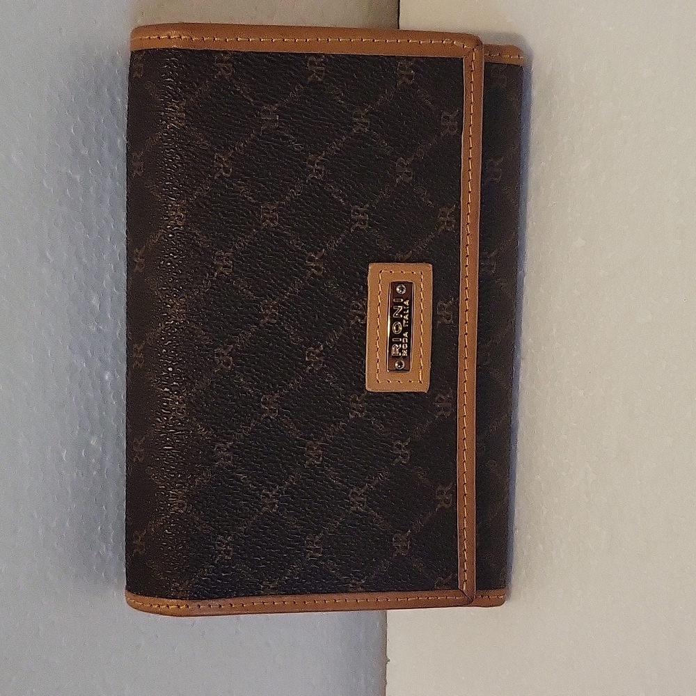 Rioni wallet